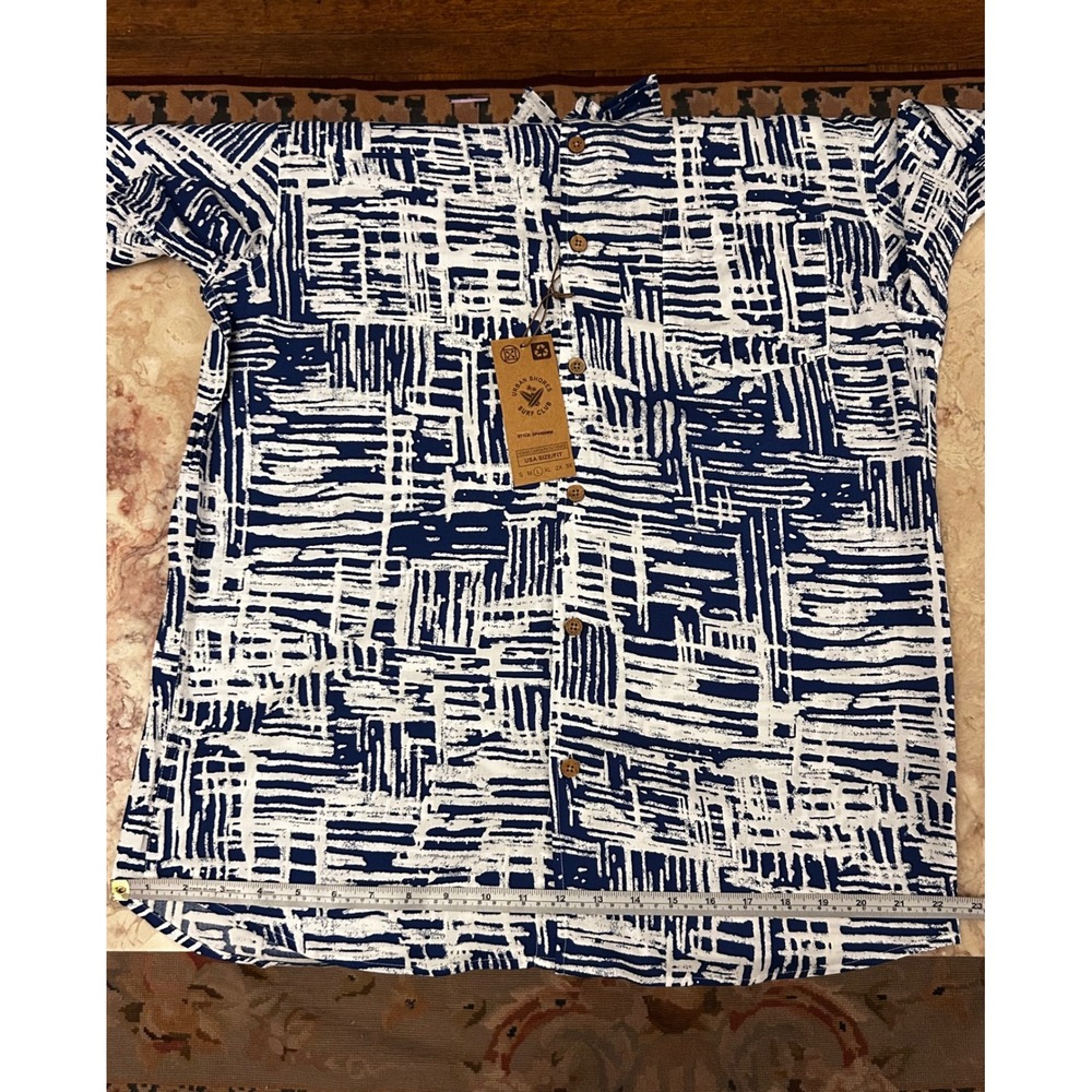 Urban Shores Men's Hawaiian
Shirt Abstract Blue Size Large 44 NWT - Picture 6 of 10